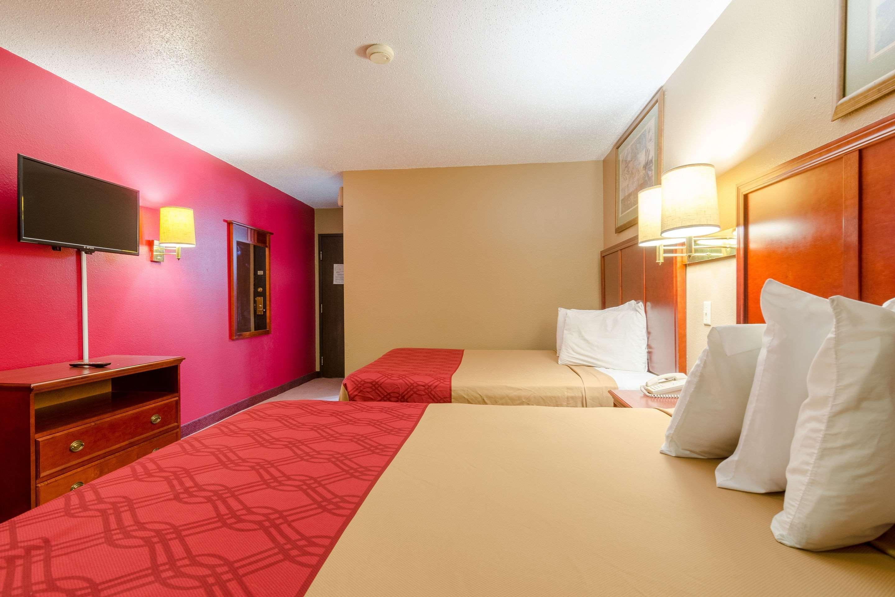Rodeway Inn Mitchell Εξωτερικό φωτογραφία