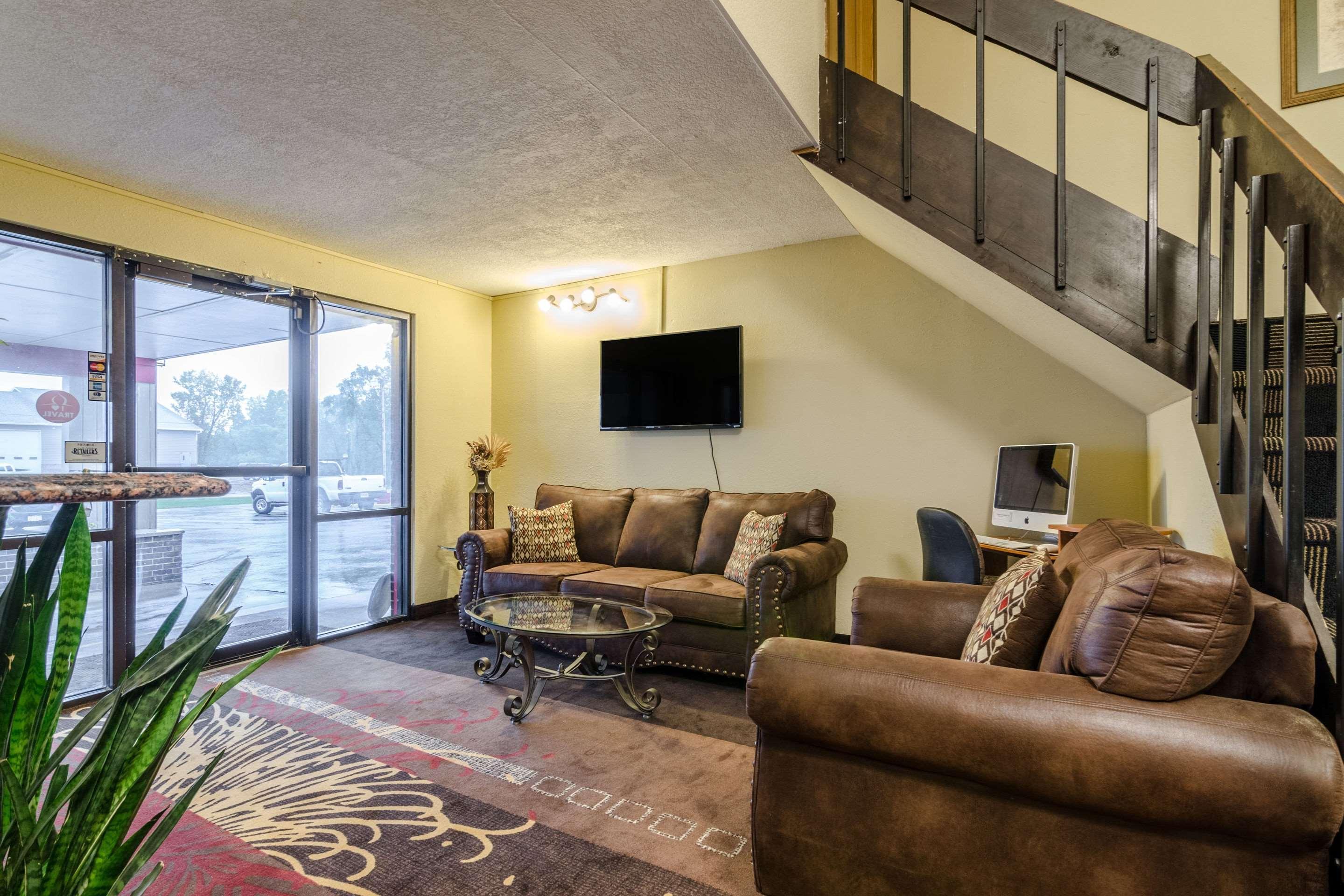 Rodeway Inn Mitchell Εξωτερικό φωτογραφία