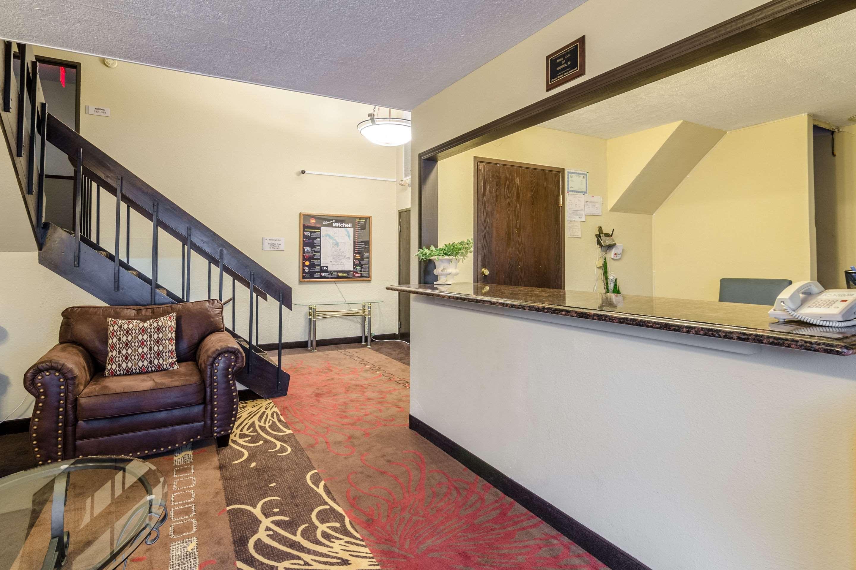 Rodeway Inn Mitchell Εξωτερικό φωτογραφία