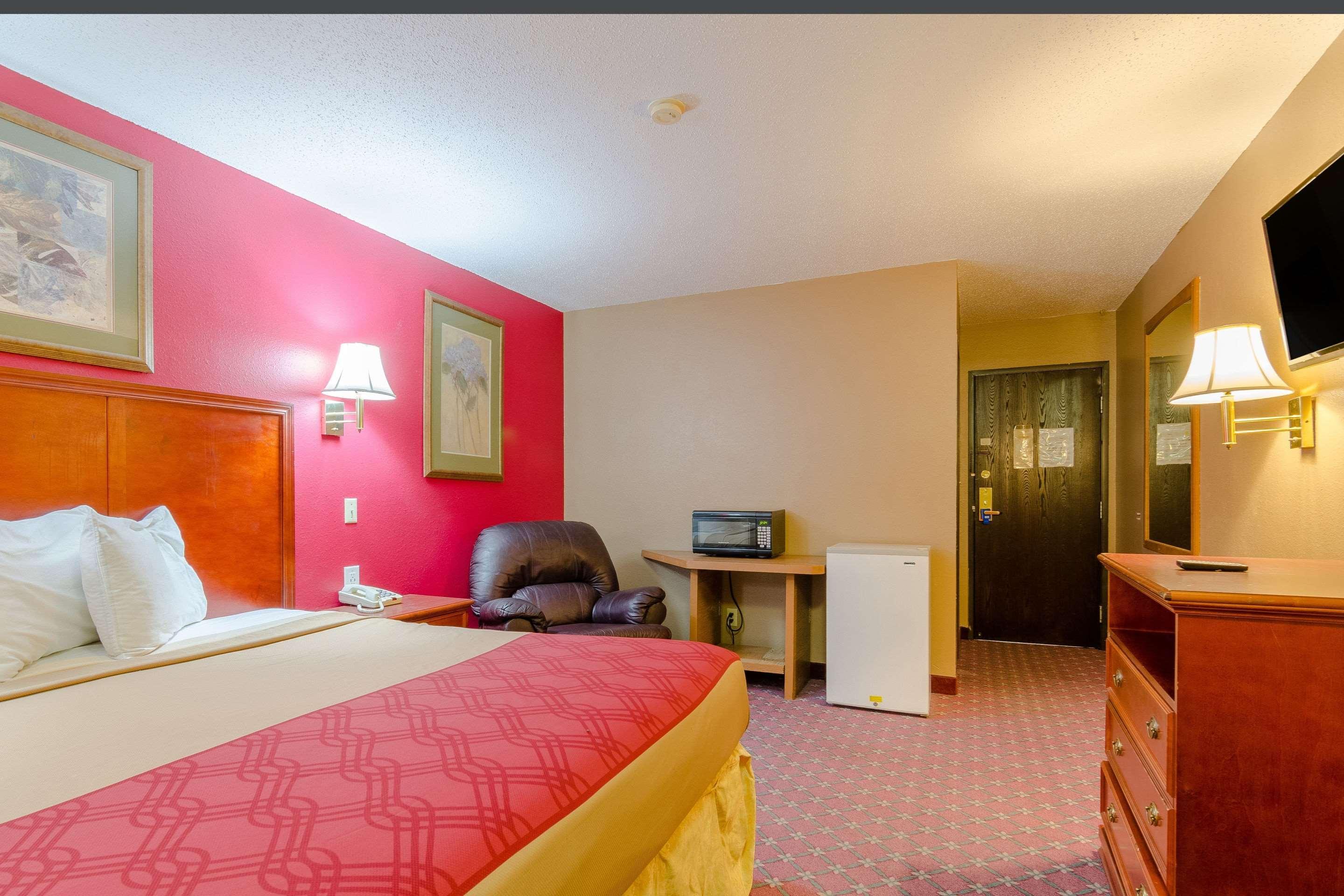 Rodeway Inn Mitchell Εξωτερικό φωτογραφία