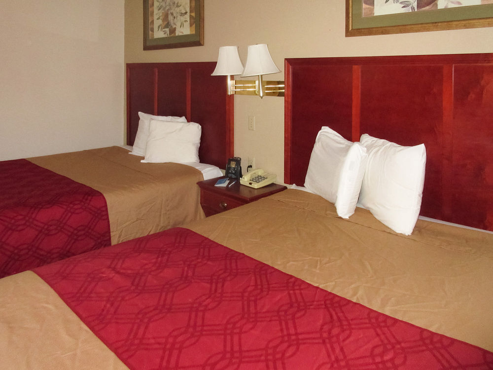 Rodeway Inn Mitchell Εξωτερικό φωτογραφία
